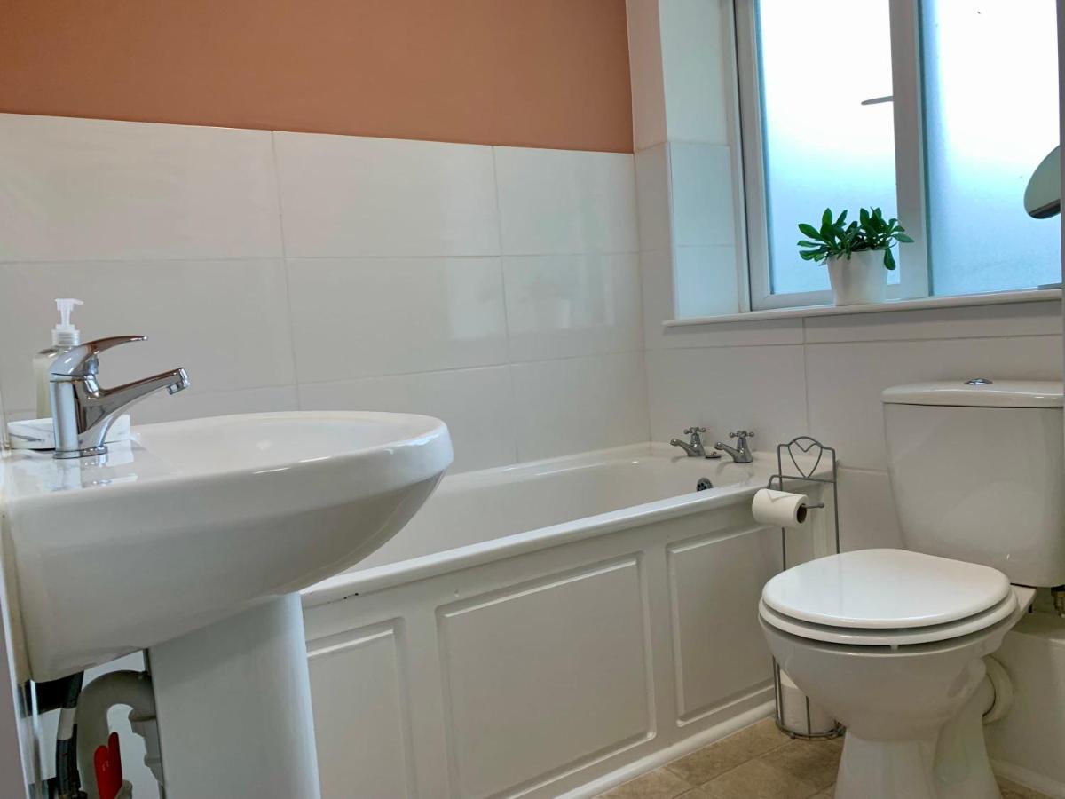 Apartment Stunning Rural - Sleeps 4 - Parking *